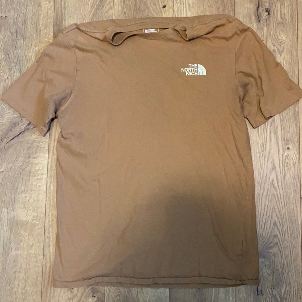 tan north face T size M